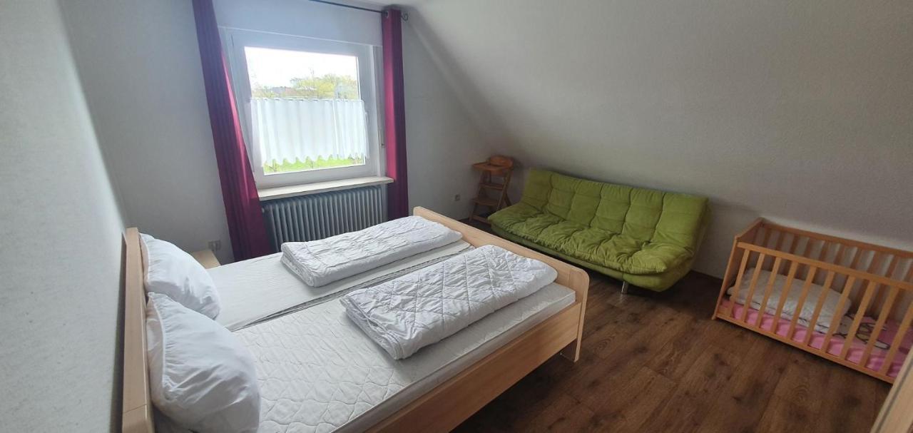 Ferienhaus Am Wellenpark Norddeich Esterno foto